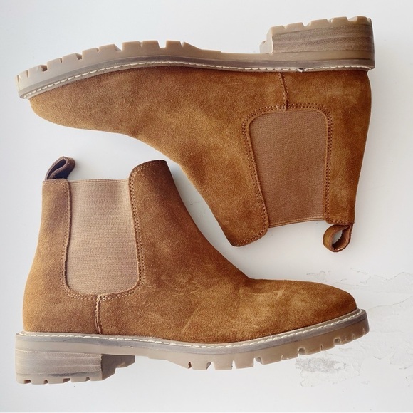 STEVE MADDEN Leopold Brown Suede Classic Chelsea Ankle Boots NEW - Picture 2 of 9